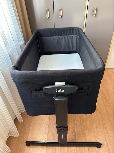  Beden siyah Renk Joie roomie beşik