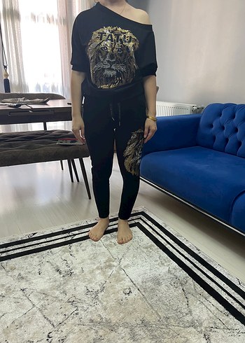Diğer Asimetrik Tek Omuzlu Tatu Aslanli Siyah Ust