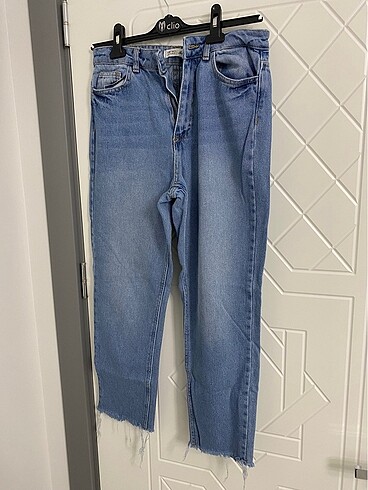 Mom Jean