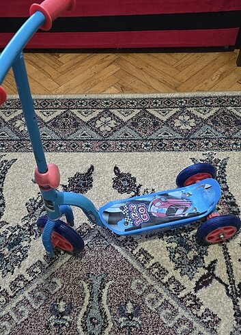 Erkek çocuk scootter 