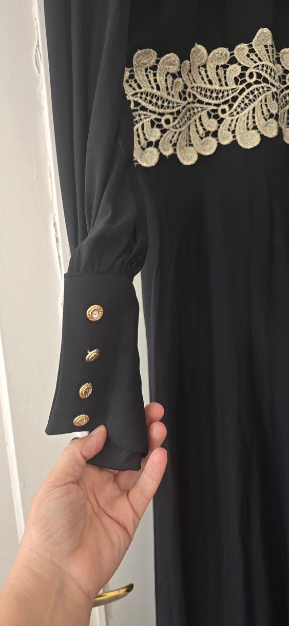 Dantel Detaylı Siyah Uzun Kollu Gotik Elbise türban - Görsel 2