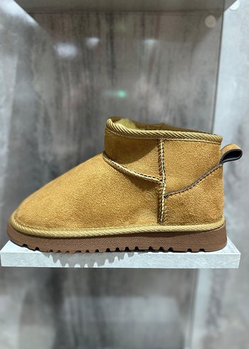 Kürklü Kahverengi Süet Dolgu Topuk Bot UGG - Görsel 2