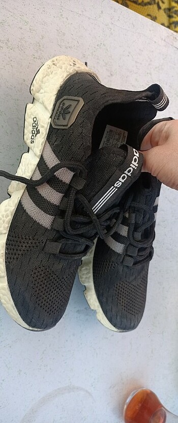 Adidas hafif spor ayakkabı temiz