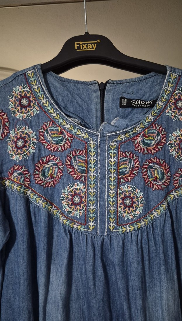 Nakışlı Bohem Uzun Denim Elbise - Görsel 4