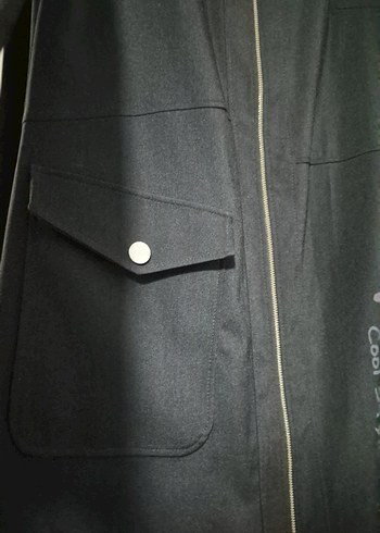 Kadın Siyah Uzun Fermuarlı Spor Kap - Görsel 3