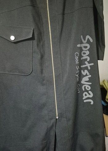 Kadın Siyah Uzun Fermuarlı Spor Kap - Görsel 4