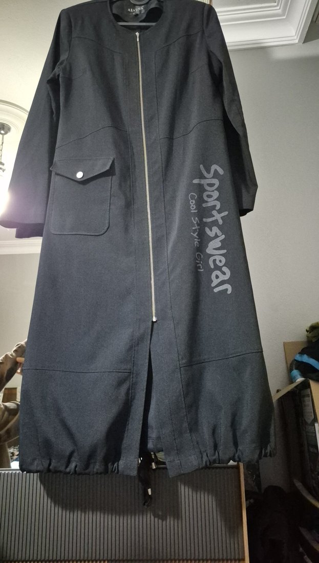 Kadın Siyah Uzun Fermuarlı Spor Kap - Görsel 5