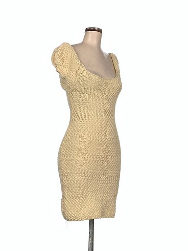 Zara Zara Kısa Elbise %70 İndirimli.