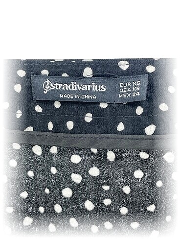xs Beden Stradivarius Mini Şort %70 İndirimli.