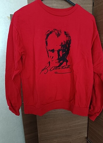 ATATÜRK baskılı Sweatshirt 
