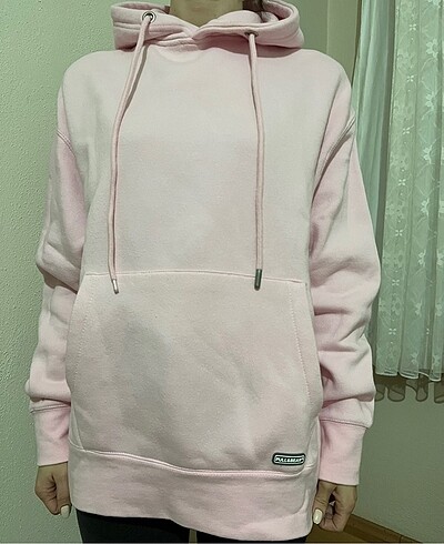 Pullandbear sweatshirt