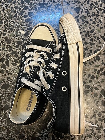 36 Beden siyah Renk Converse ayakkabı