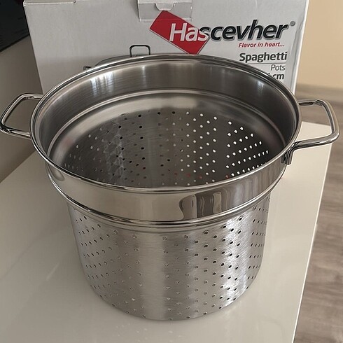 Hascevher çelik makarna süzgeçi
