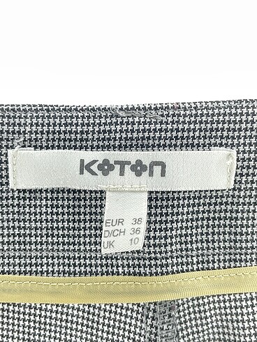 38 Beden çeşitli Renk Koton Düz Kesim %70 İndirimli.