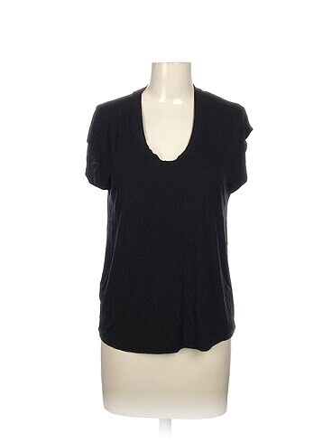 Mango T-shirt %70 İndirimli.