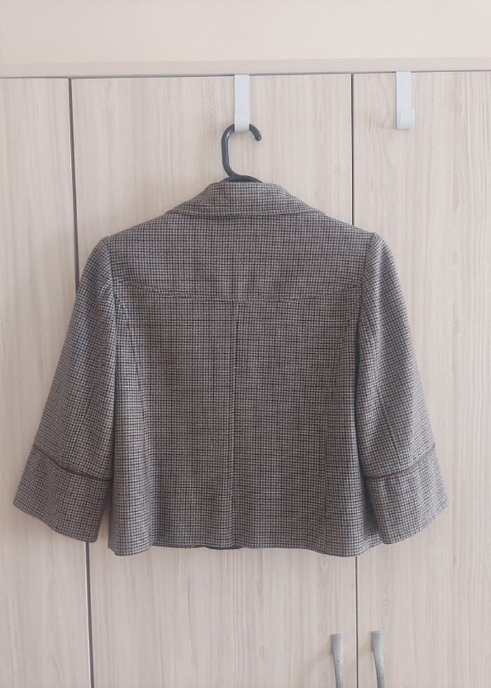 Yargıcı benzer blazer ceket modeli kısa ceket kahverengi bej gri - Görsel 2