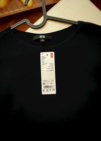 Uniqlo 3D knit Siyah Kadın Bisiklet Yaka İnce Triko Kazak - Görsel 4