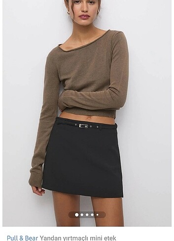 Pull and Bear Pull and Bear Mini Yırtmaçlı Etek