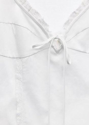 Zara Fiyonklu Kısa Dantel Elbise - Görsel 3