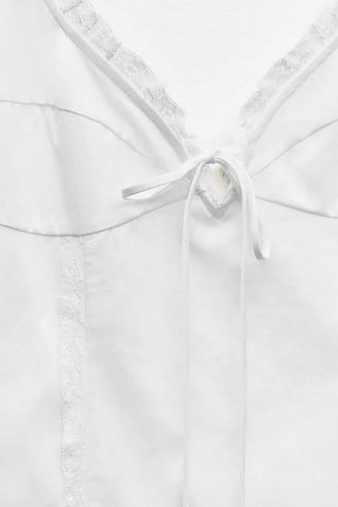 Zara Fiyonklu Kısa Dantel Elbise - Görsel 3