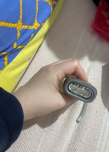 Kendini sarj eden el feneri - Görsel 4