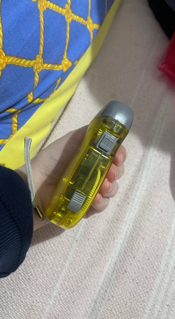 Kendini sarj eden el feneri - Görsel 2