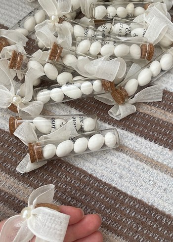 Beyaz Kurdeleli Cam Tüp İçinde Badem Şekeri - Görsel 2