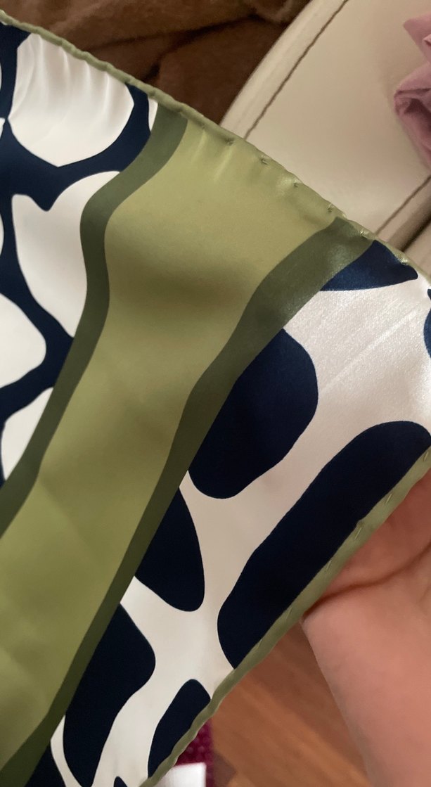 Kadın Desenli Eşarp - Görsel 4