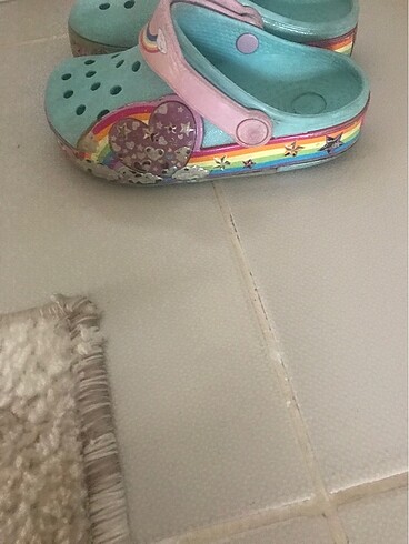 25 Beden Crocs terlik