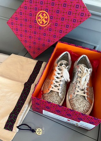 Tory Burch Orijinal Kadın Parlak Simli Sneaker - Görsel 2