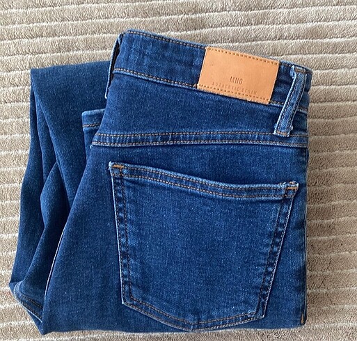 Mango mom jean