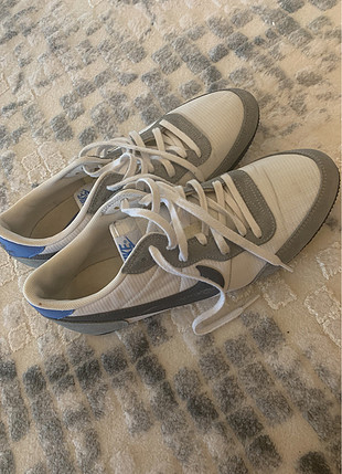42 Beden Orjinal nike 43 no erkek
