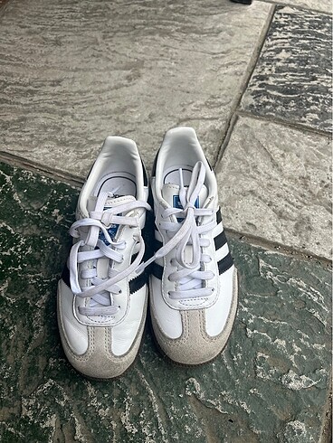 Adidas sambA