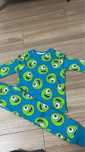 5 Yaş Beden Pijama takımları yumşacık 3 yaş 6 yaş arası mevcuttur