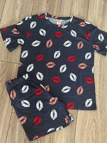 Sıfır pijama takımı