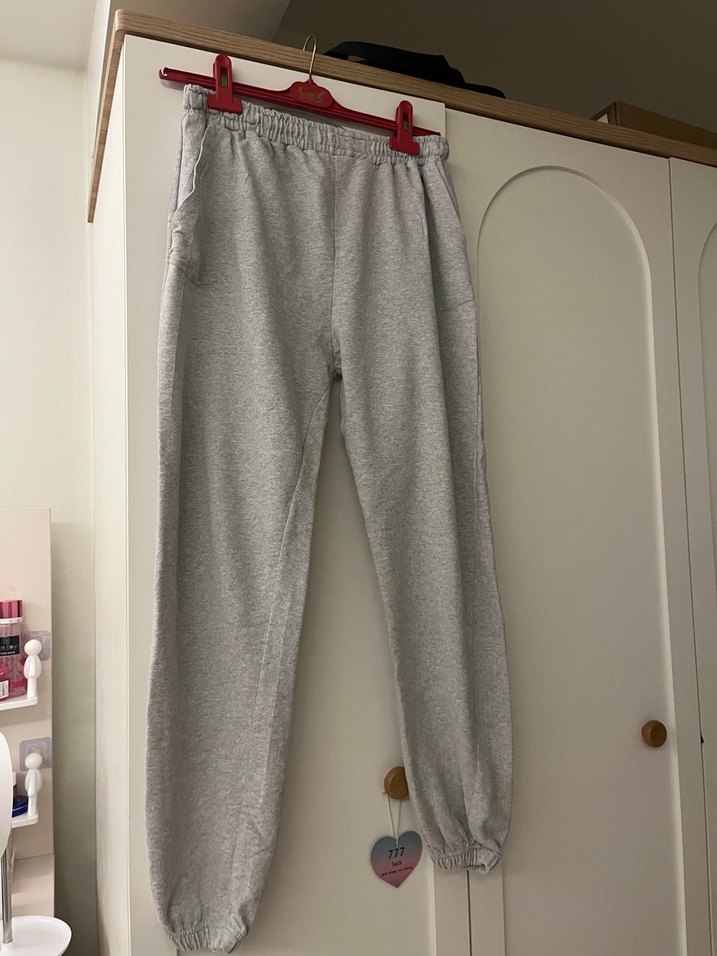 Gri Kadın Rahat Kesim Eşofman Altı gri eşofman - Görsel 4