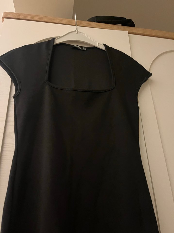 Siyah V Yaka Drapeli Midi Elbise siyah elbise gece elbisesi - Görsel 5