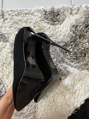 37 Beden siyah Renk Stiletto