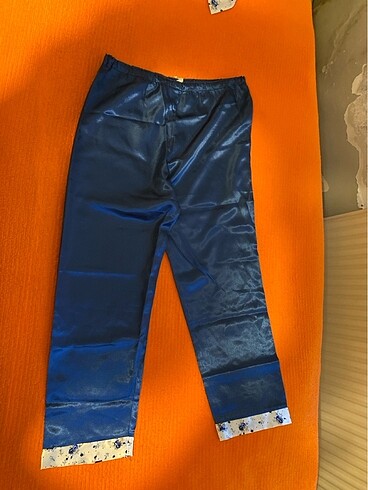 m Beden Parlak Polyester Pijama takım iade yoktur
