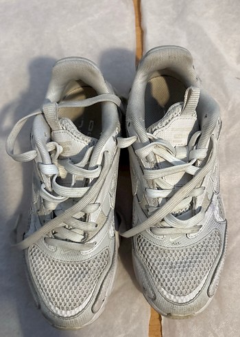 Nike zoom air Beyaz Kadın Spor Ayakkabı iade yoktur