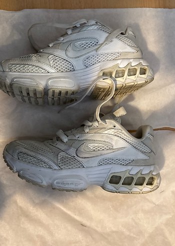 35,5 Beden Nike zoom air Beyaz Kadın Spor Ayakkabı iade yoktur