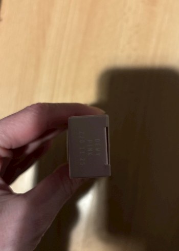 Avon Peptit Serumu İçeren Pembe Dudak Parlatıcısı - Görsel 6