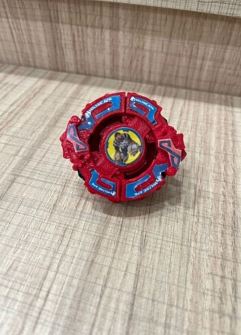 Beyblade Voltaic Ape 