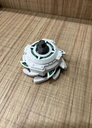  Beden Beyblade Dragoon G