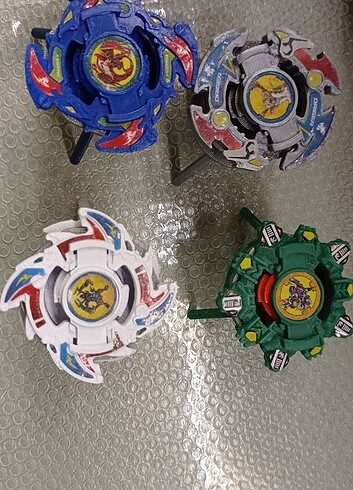 Beyblade 4 lu 