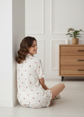 Kadın Beyaz Baskılı Kısa Kollu Mini Pijama Takımı - Görsel 3