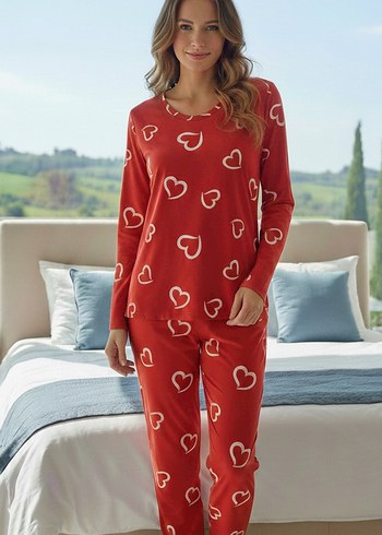 Kırmızı Kalp Desenli Rahat Kadın Pijama Takımı - Görsel 3