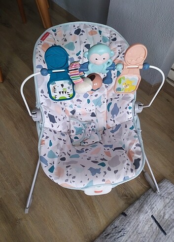 Beden Fisher price titreşimli ana kucağı