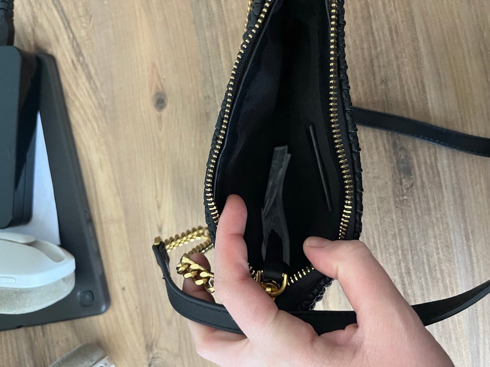 Siyah Deri Yılan Desenli Fermuarlı Çanta - Görsel 3