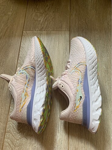 Nike react koşu ayakkabısı